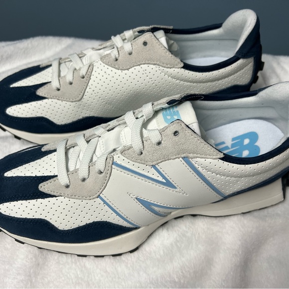 New Balance 327 size 11 BRAND NEW men’s. TARRIF FREE - Picture 5 of 5